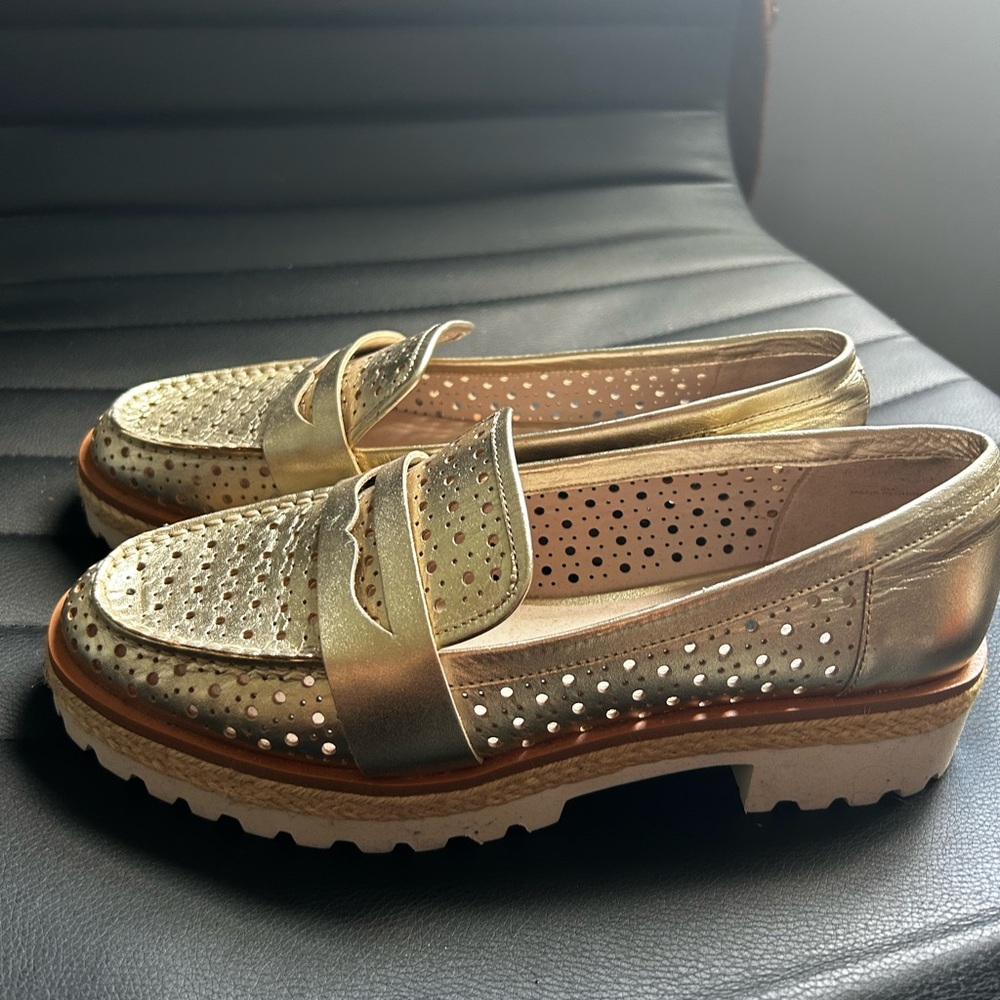 Nine West Gold Flats with Perforated Design and Bow Detail